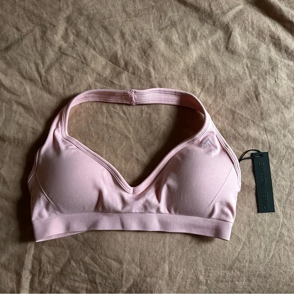 Oner Active Effortless Seamless Halter - Picture 3 of 4